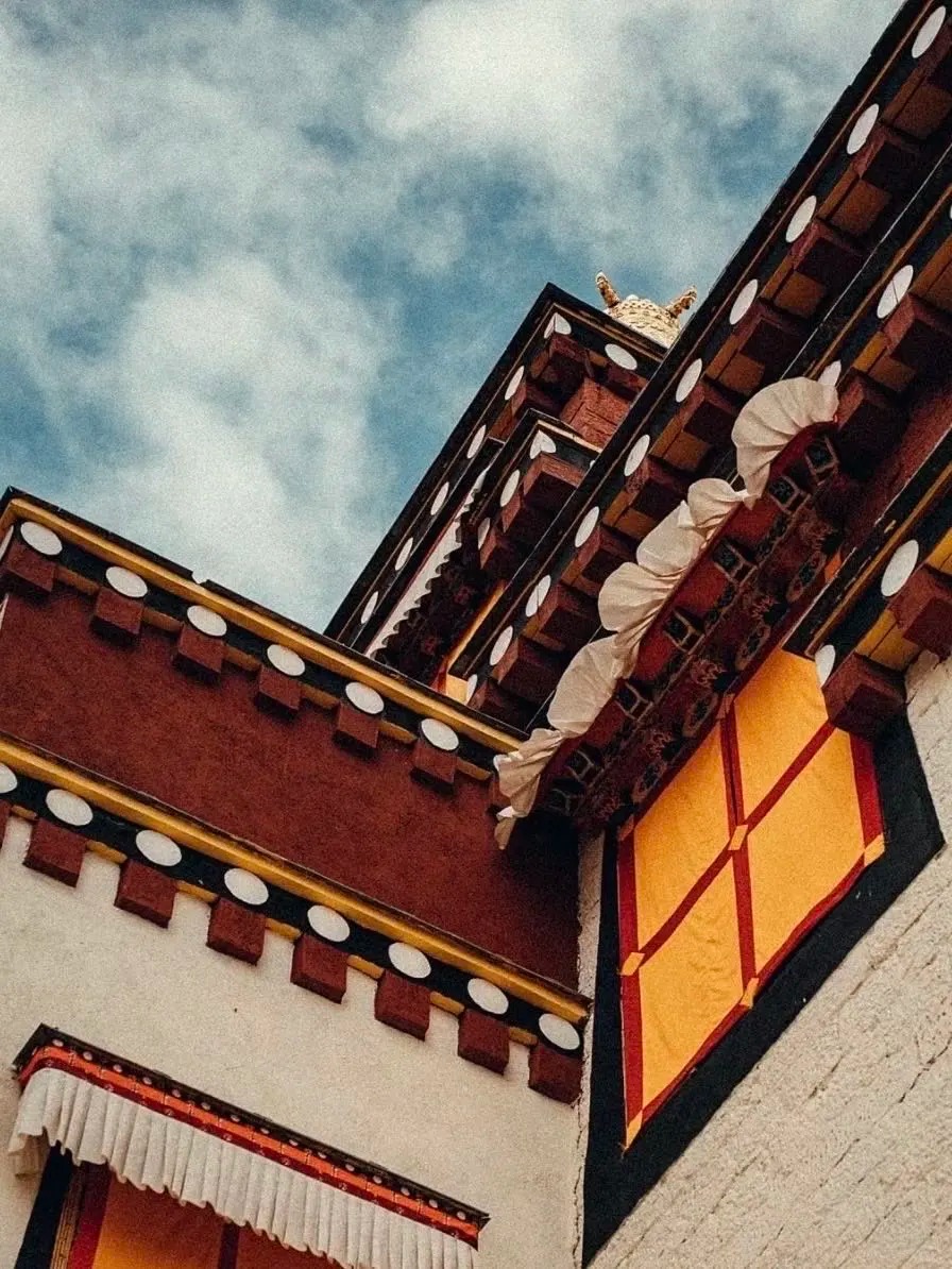 香格里拉11-12月天气及穿衣保姆级攻略_5_茸洽Glamping温泉帐篷酒店_云南-香格里拉-来自52tours 我爱旅游网